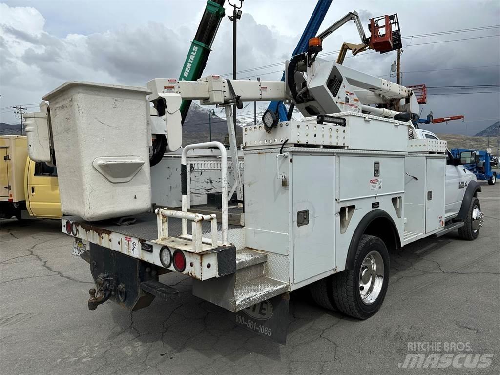 RAM 5500 Bilmontert lift