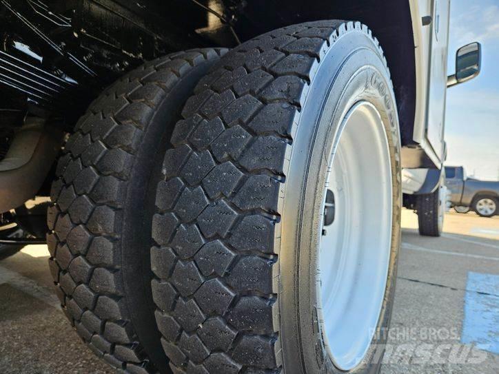 RAM 5500 Bilmontert lift