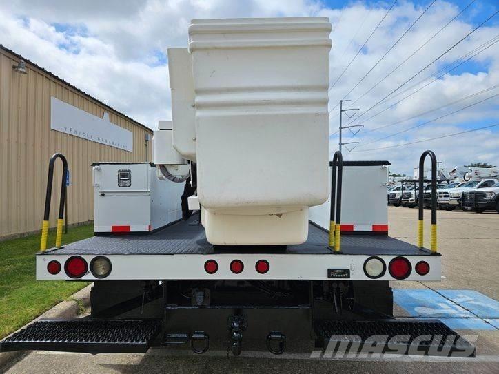 RAM 5500 Bilmontert lift