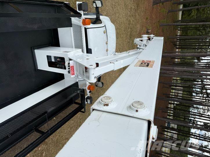 RAM 5500 Bilmontert lift