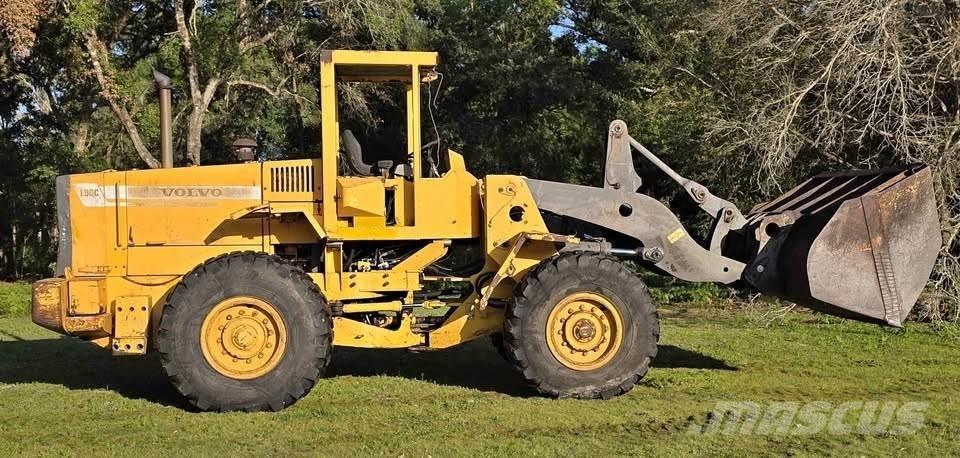 Volvo L90C Hjullastere