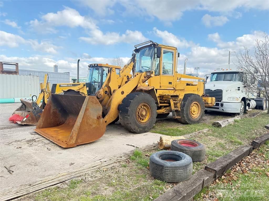 Volvo L90D Hjullastere