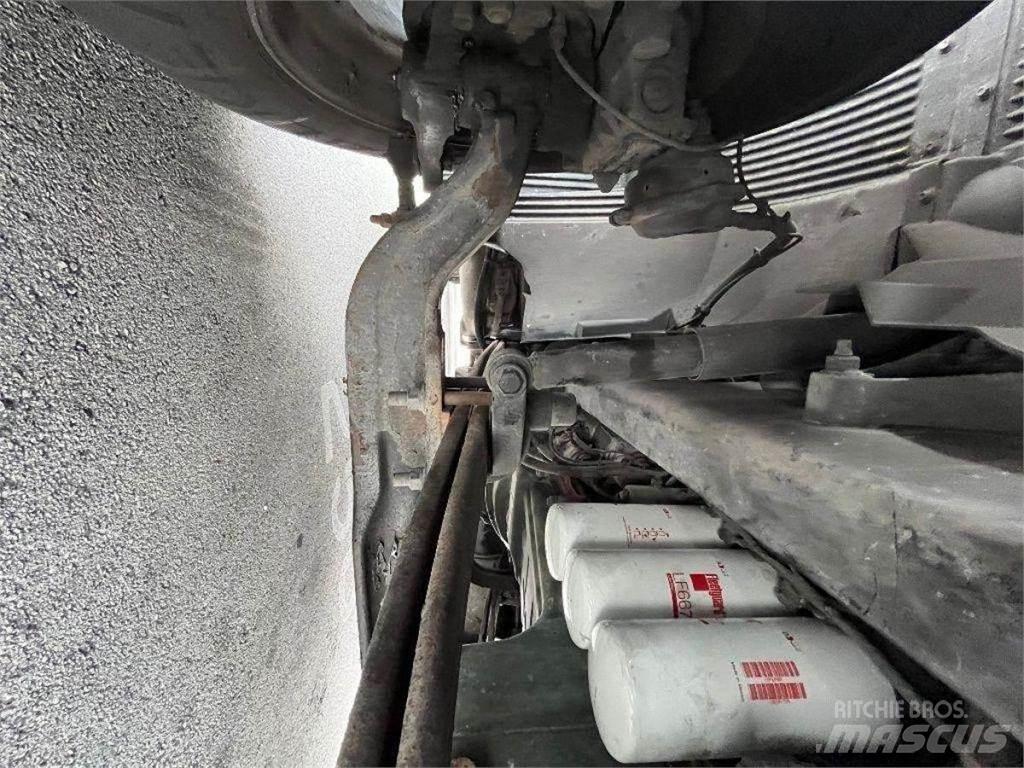 Volvo VNL Aksler