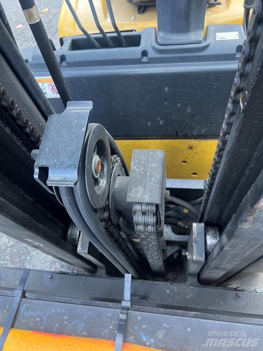 Yale 80VX Gaffeltrucker - Annet