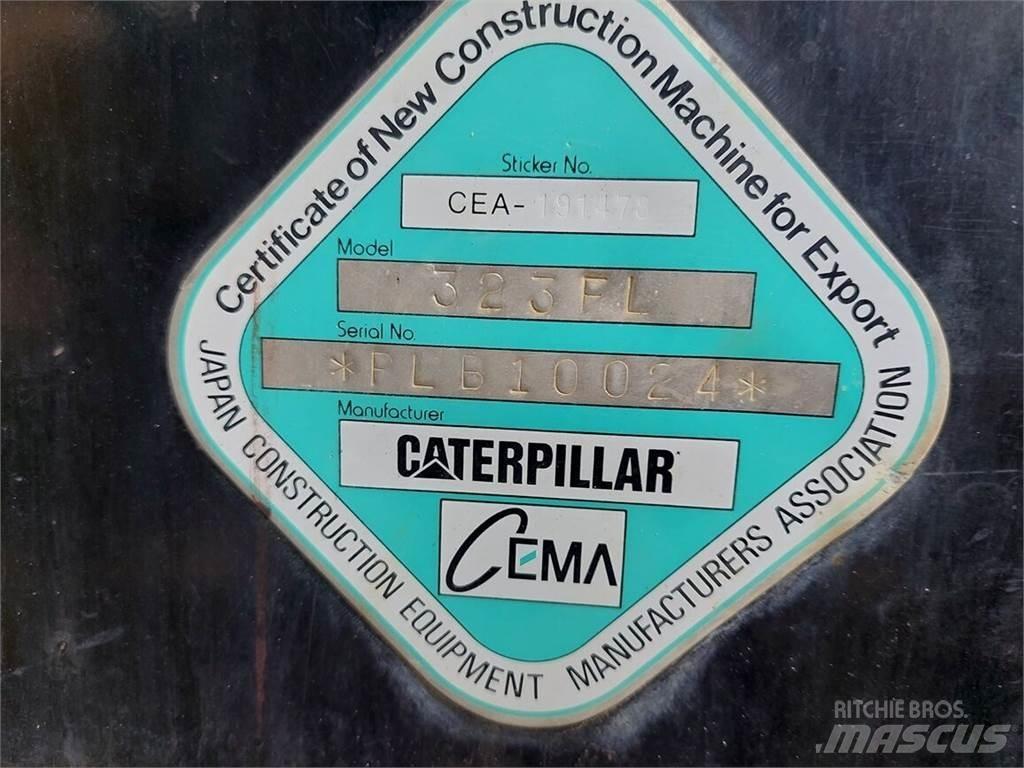 CAT 323F Beltegraver