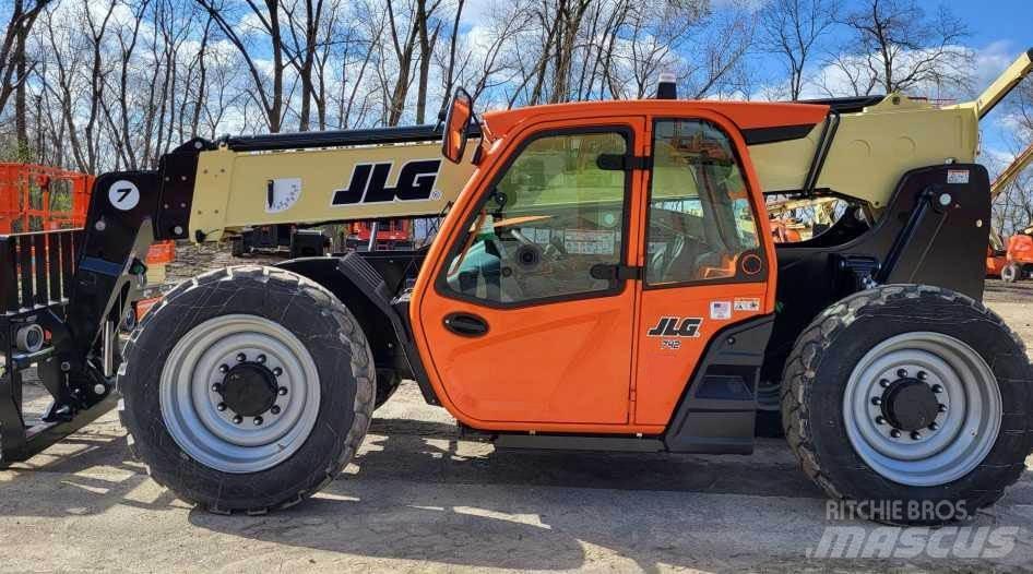 JLG 742 Teleskoplastere
