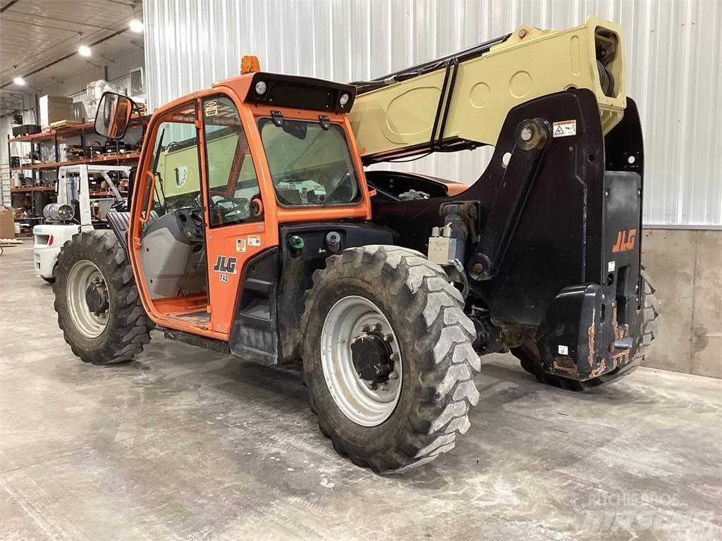 JLG 742 Teleskoplastere