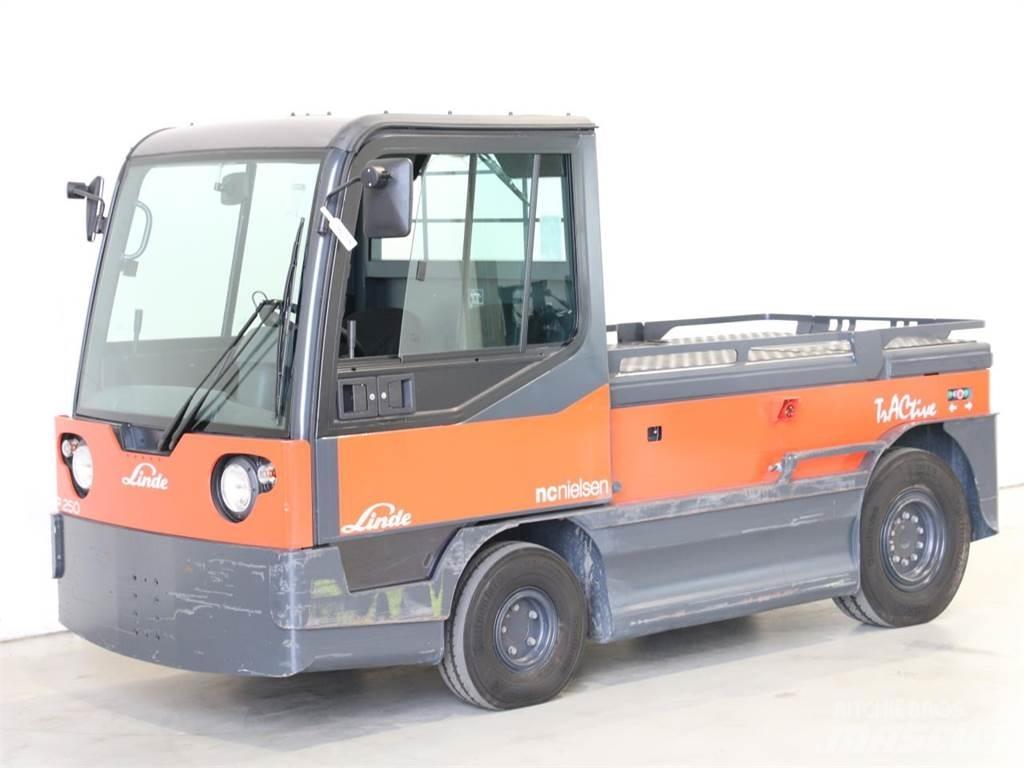 Linde P250/127 Tauetraktor