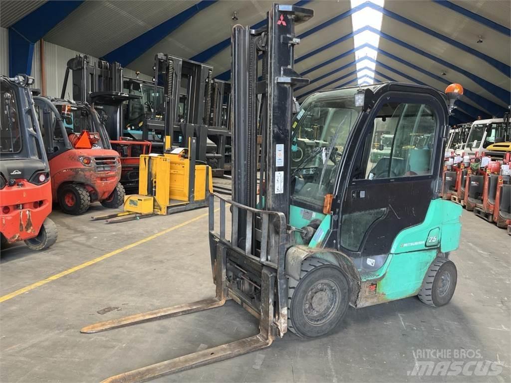 Mitsubishi FD25N Gaffeltrucker - Annet