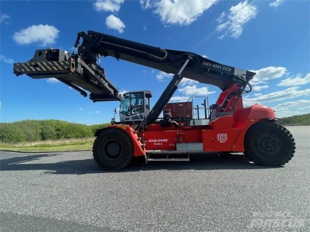 SMV 4531 CC5 Skyvemasttruck