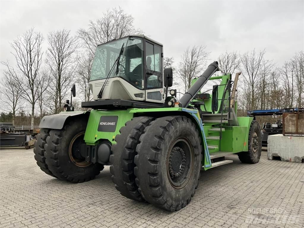 SMV 4535 TC5 Skyvemasttruck