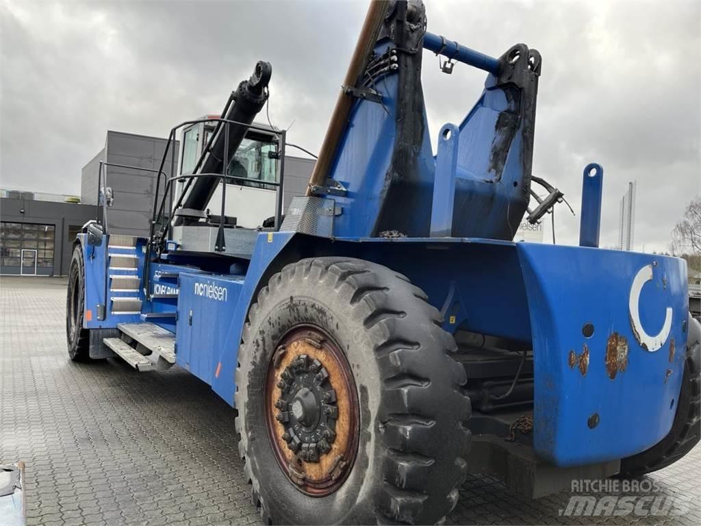 SMV 4535 TC5 Skyvemasttruck