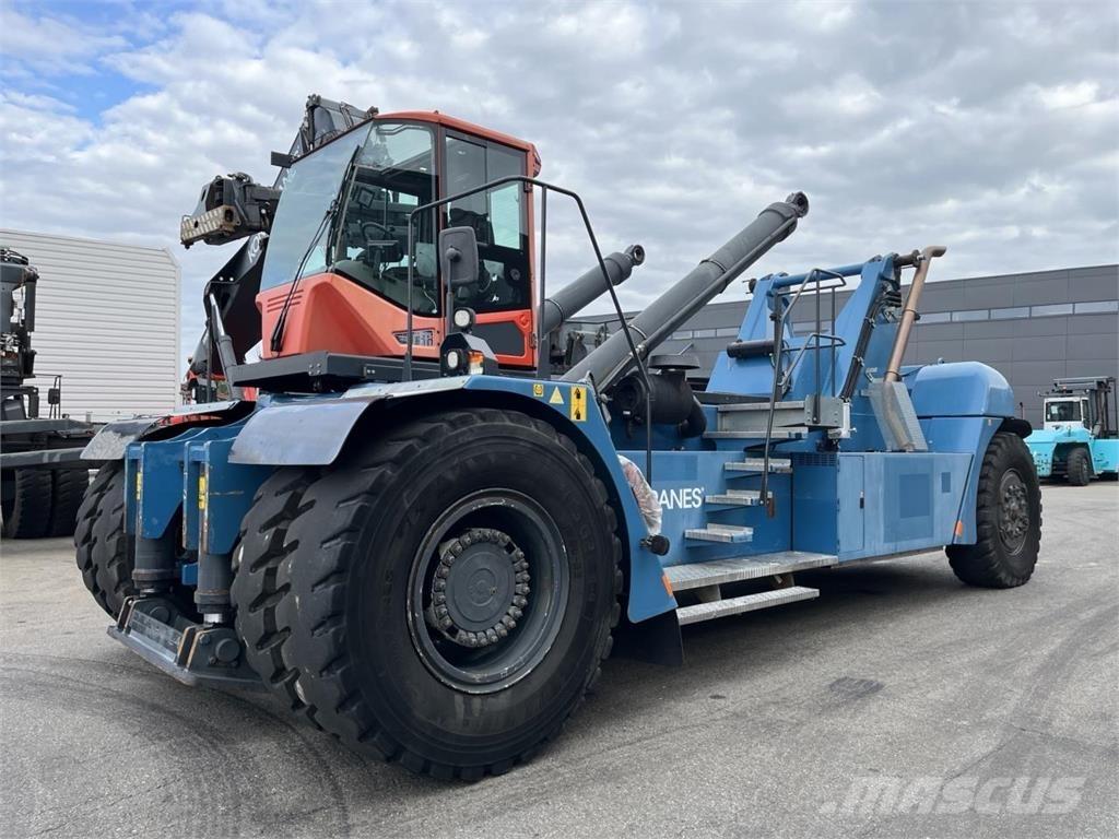 SMV 4538 CCX4 Skyvemasttruck