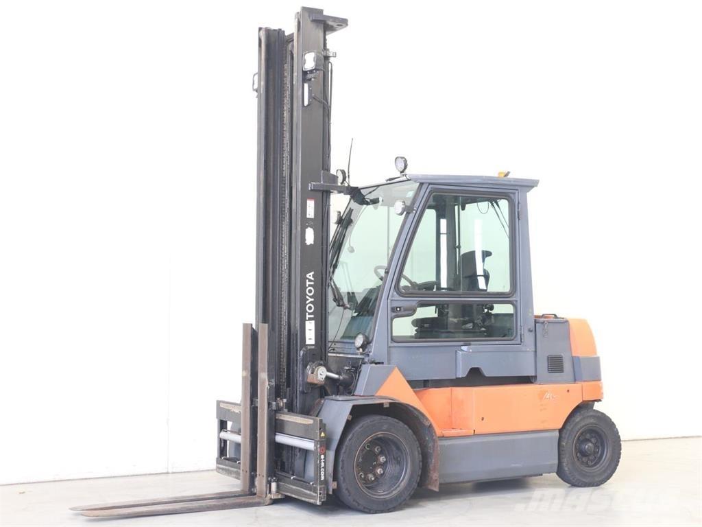 Toyota 7FBMF45 Gaffeltrucker - Annet
