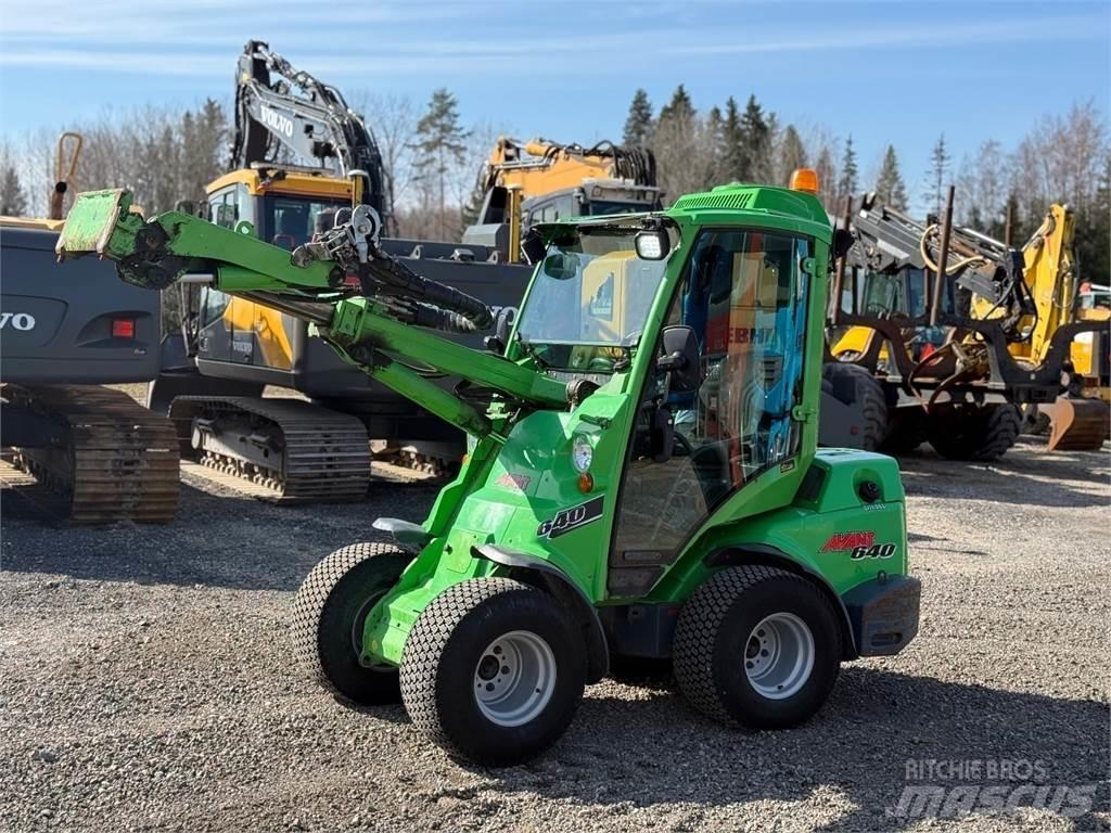 Avant 640 DLX Minilastere
