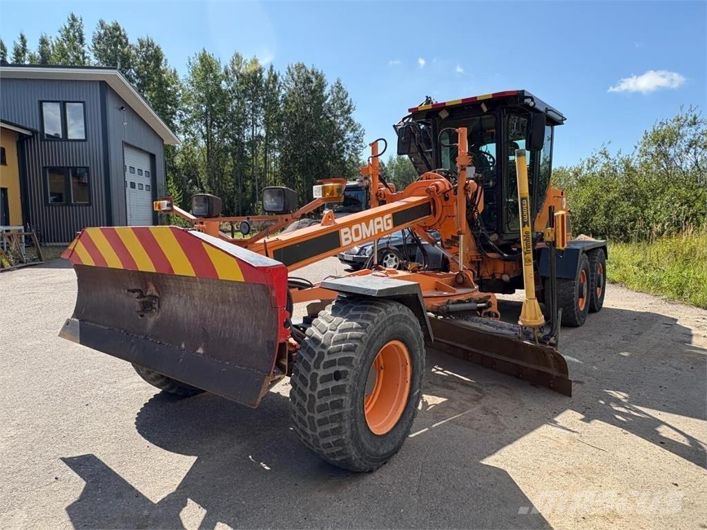 Bomag BG 110 TA Veihøvler