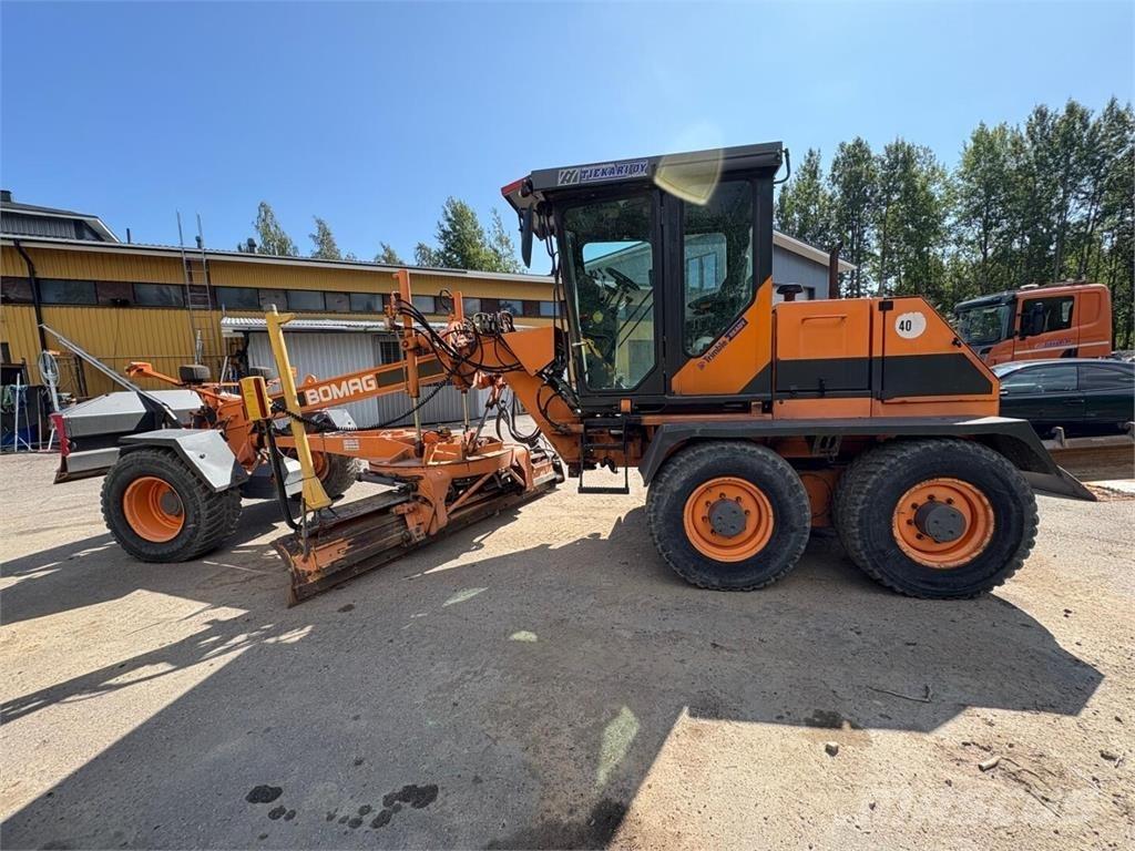 Bomag BG 110 TA Veihøvler