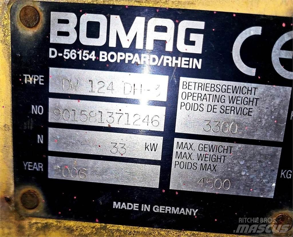 Bomag BW 124 DH-3 Anlegg - Annet