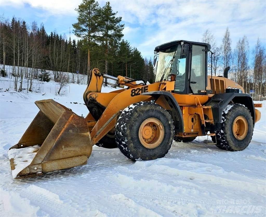 CASE 821E Hjullastere