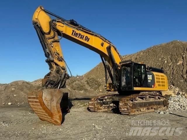 CAT 352F Beltegraver