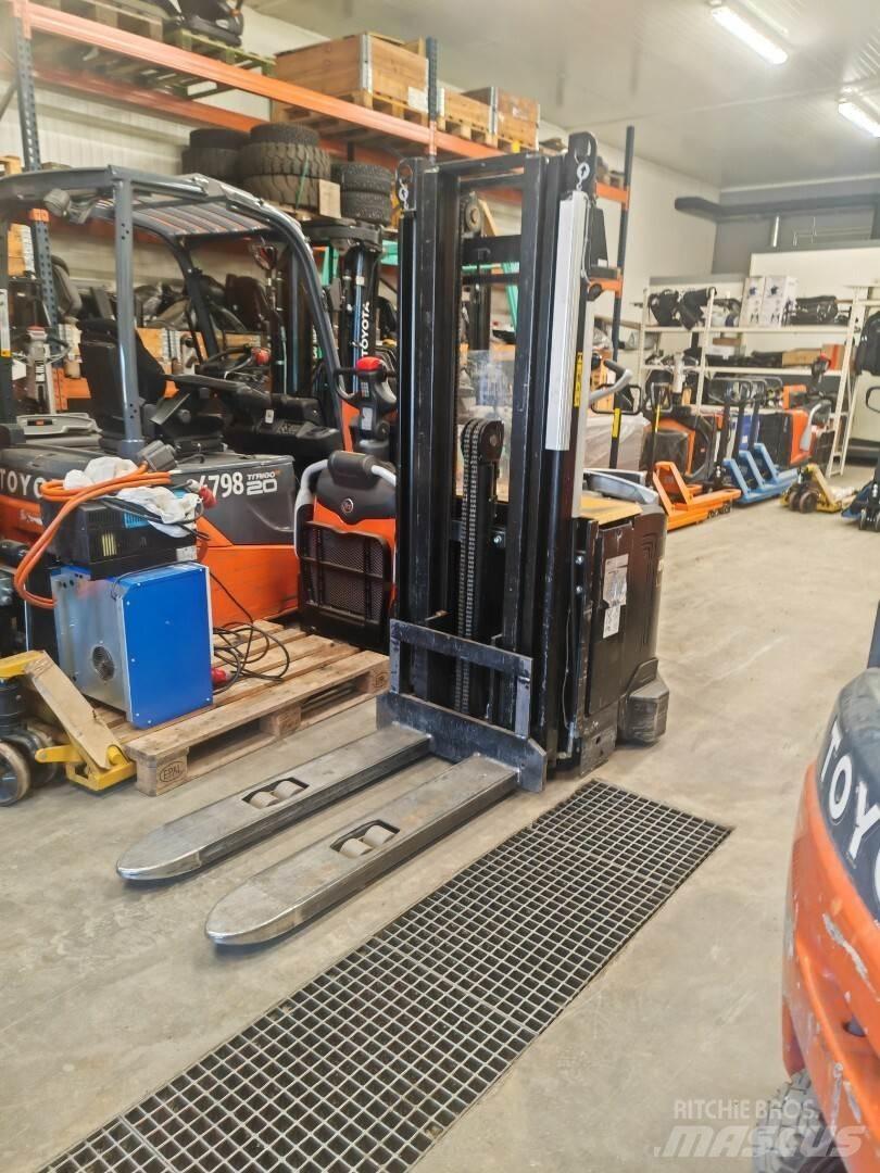 CAT NSV16N Gaffeltrucker - Annet