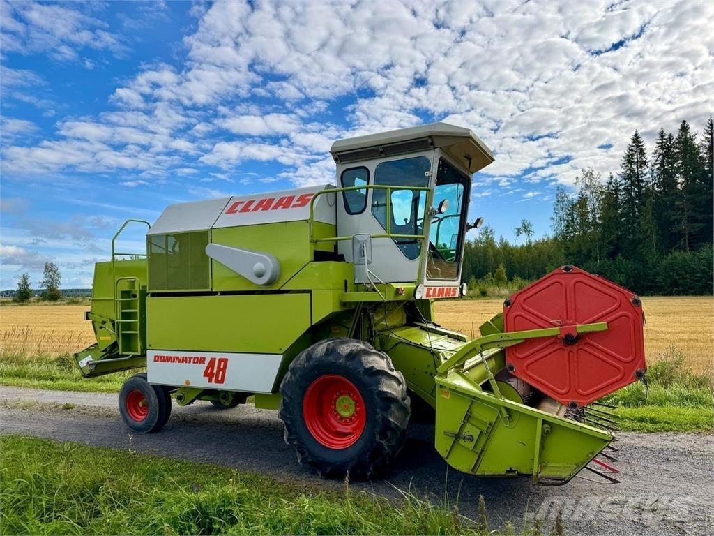 CLAAS 48 Skurtreskere