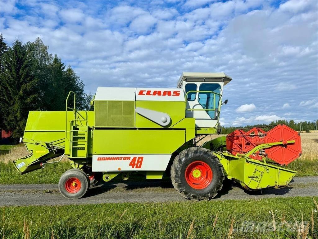 CLAAS 48 Skurtreskere