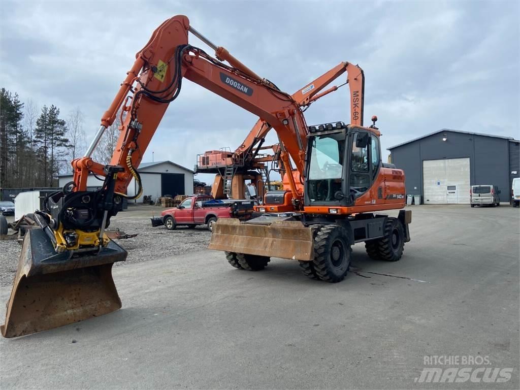 Doosan DX 140W Hjulgravere