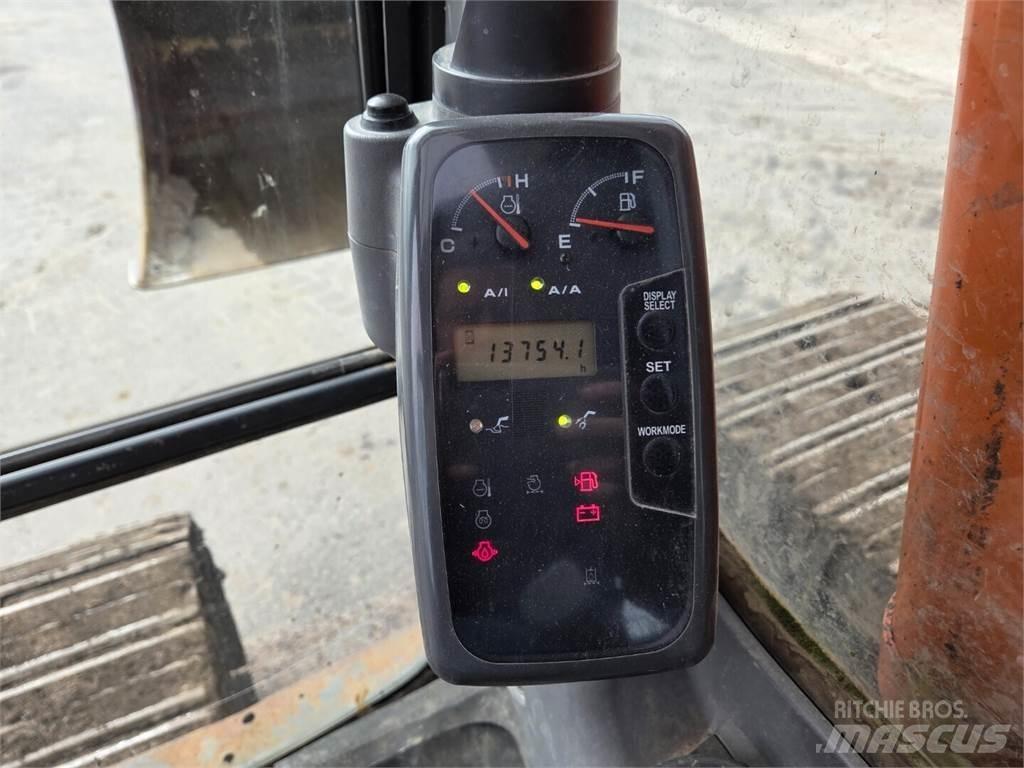 Hitachi ZX180 LC Beltegraver