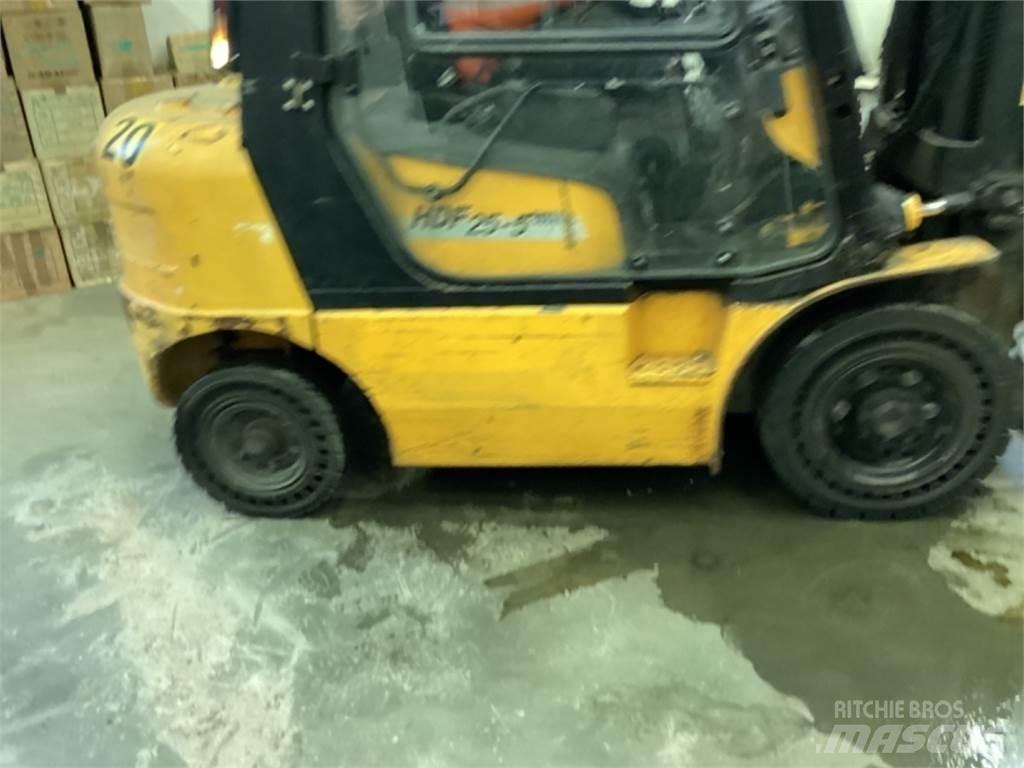 Hyundai HDE 25 E Diesel Trucker