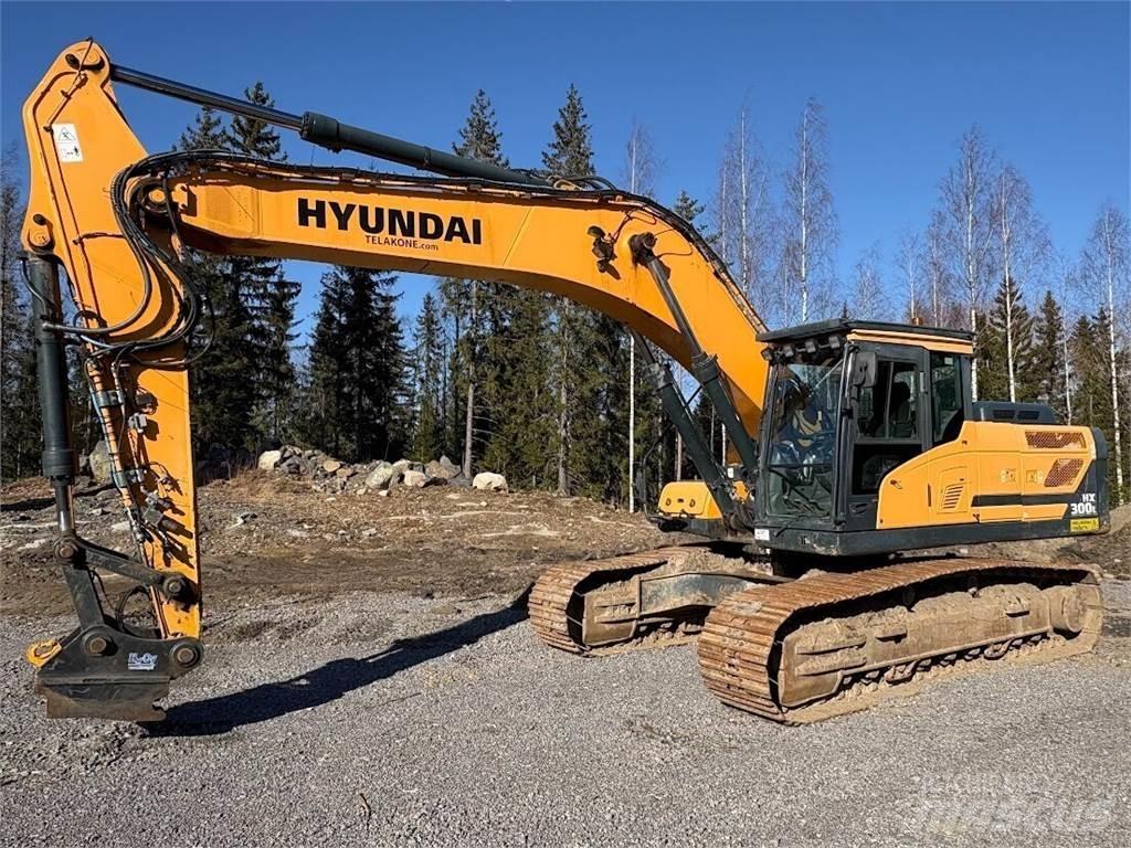 Hyundai HX300L Beltegraver