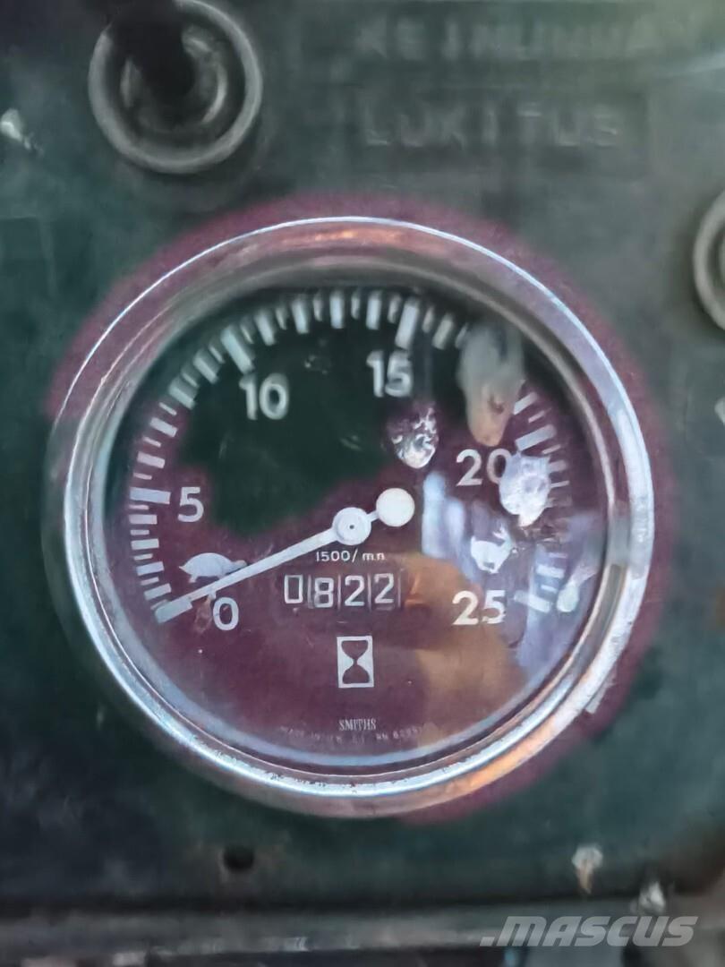 James 92 MPC Traktorgravere