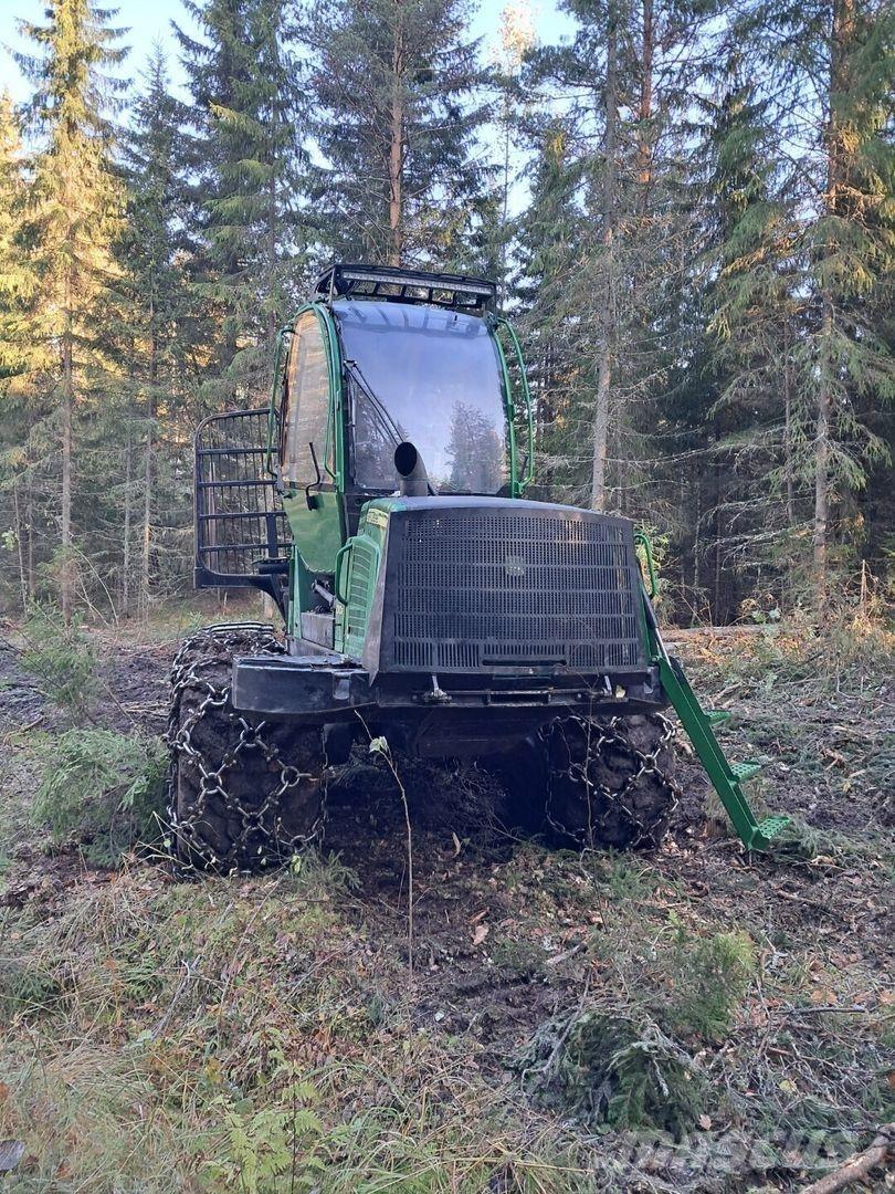 John Deere 1010e Lassbærere