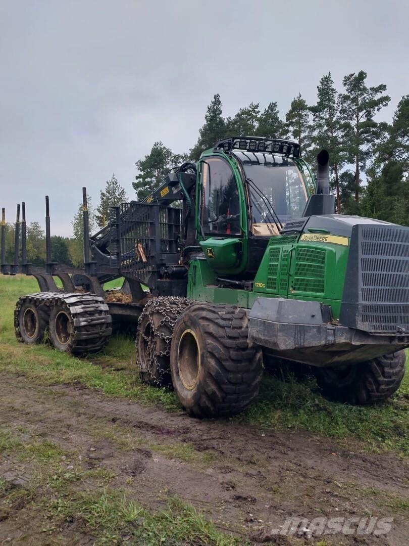 John Deere 1210G Lassbærere