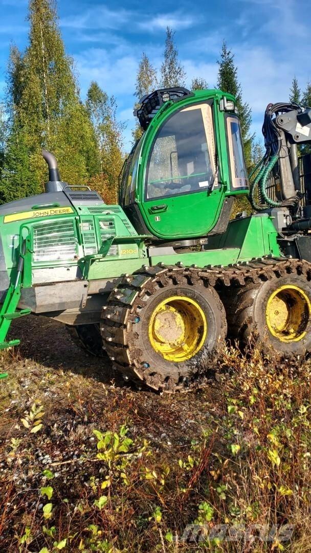 John Deere 1210G Lassbærere