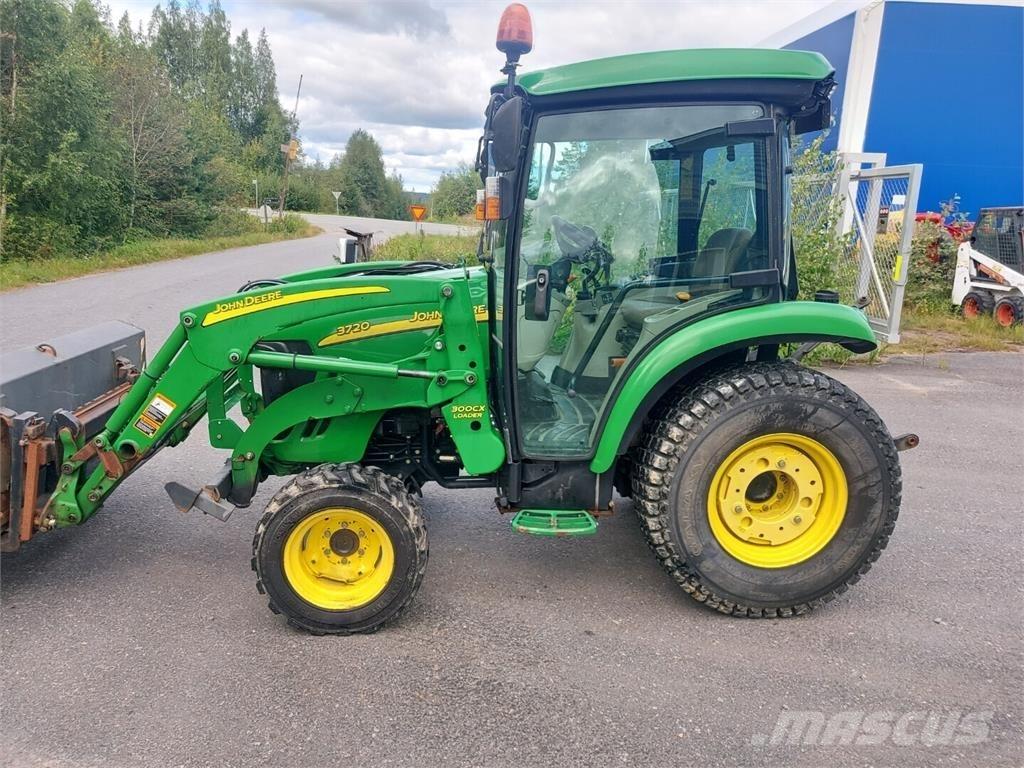 John Deere 3720 Traktorer