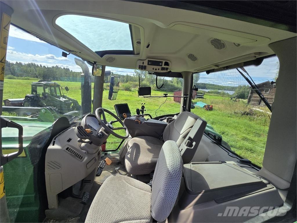 John Deere 6155R Traktorer