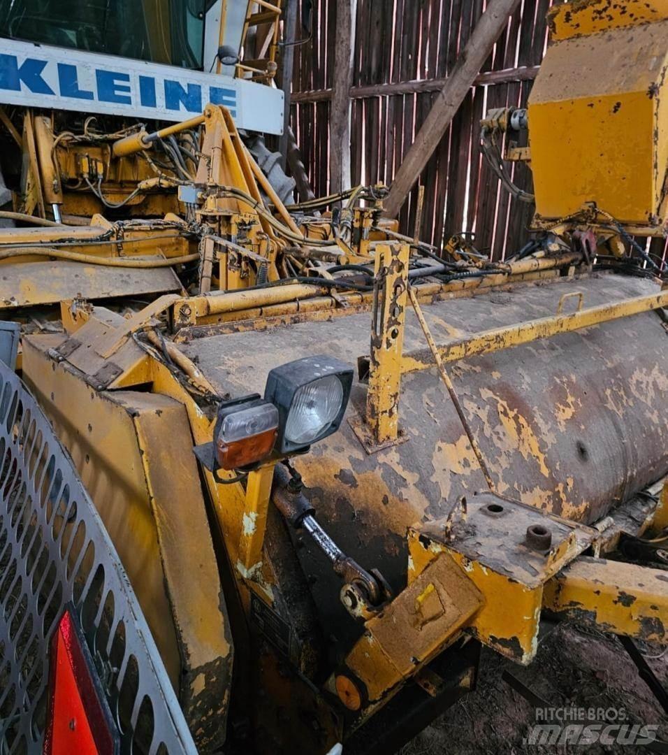 Kleine SF10 Skurtreskere