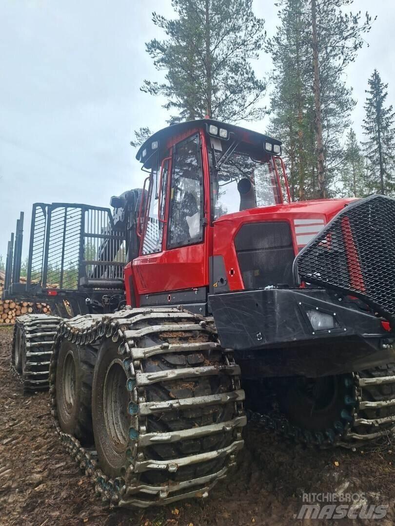 Komatsu 895 Lassbærere