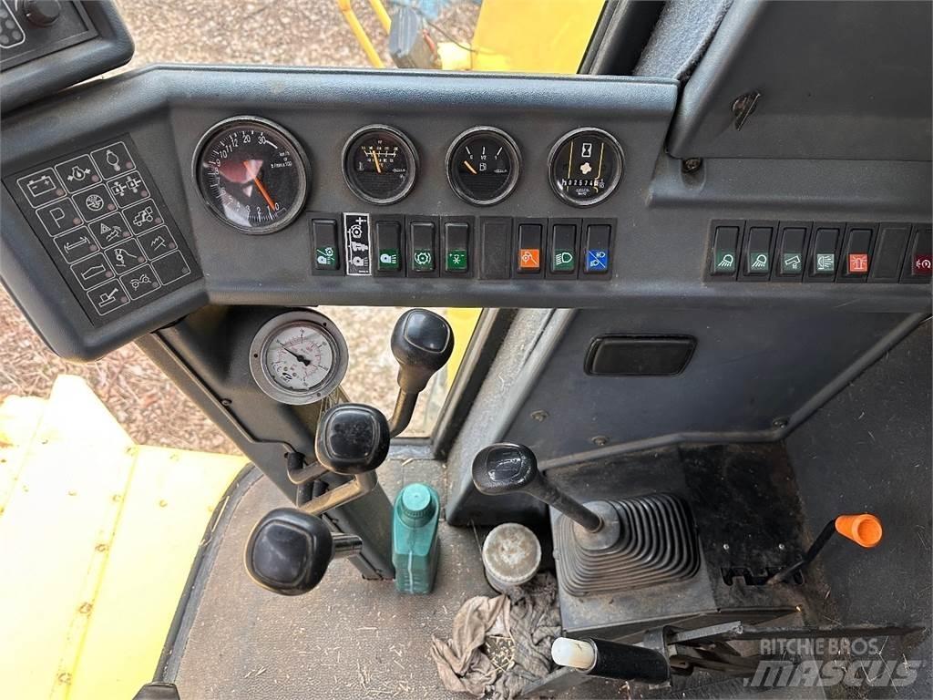 New Holland TC56 Skurtreskere