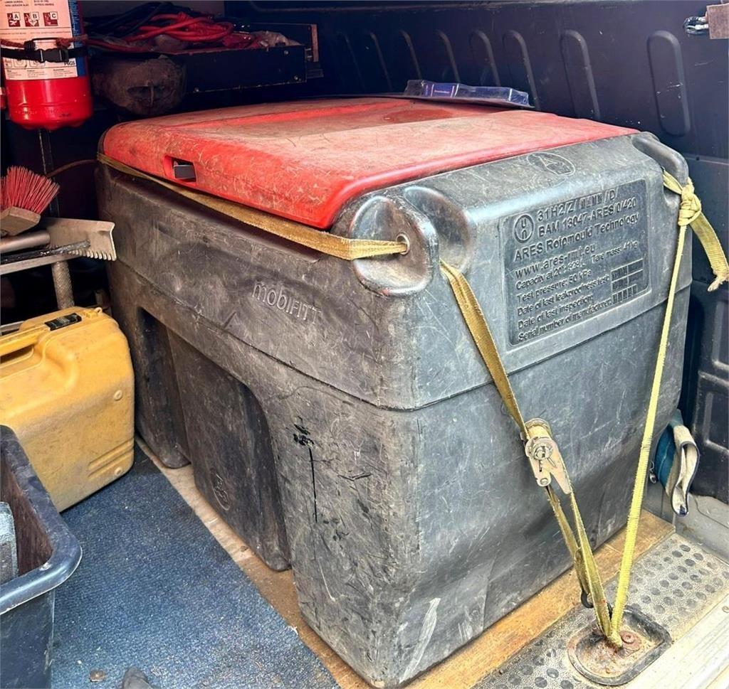  Polttoainesäiliö Tanker