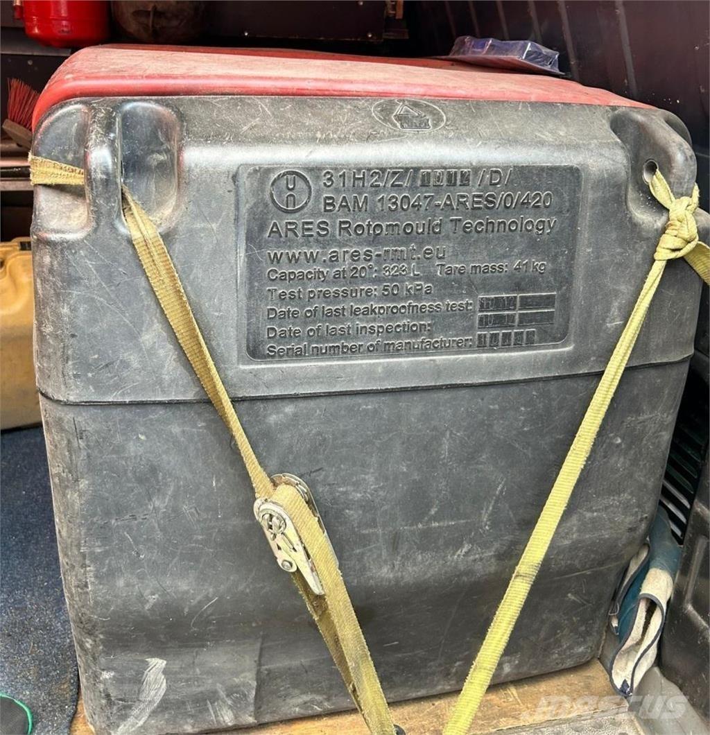  Polttoainesäiliö Tanker