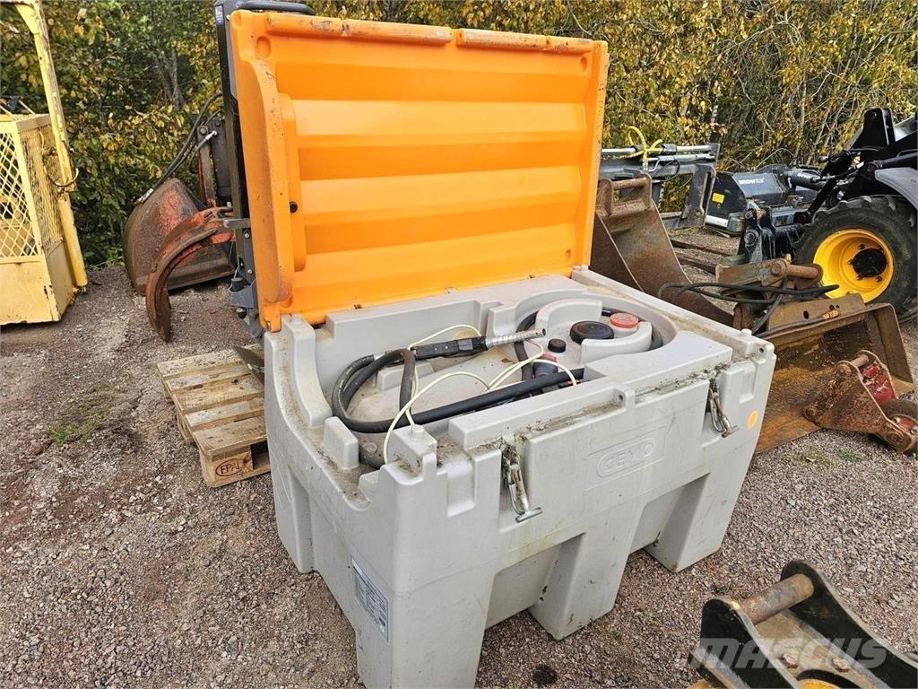  Polttoainesäiliö Tanker
