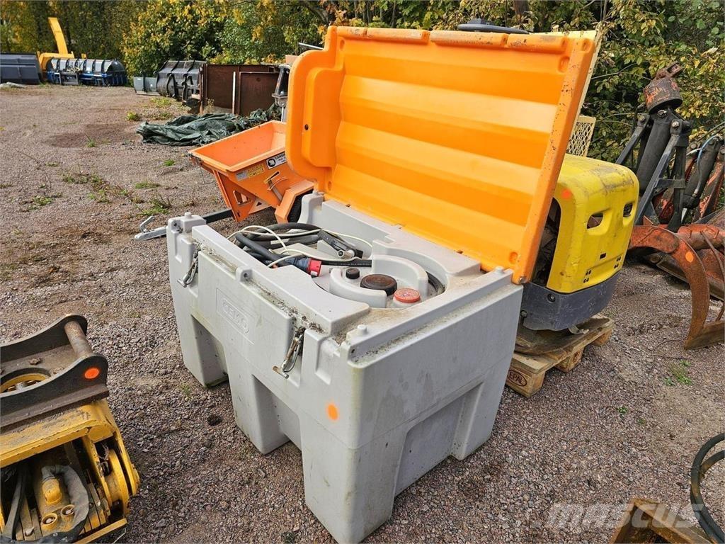  Polttoainesäiliö Tanker