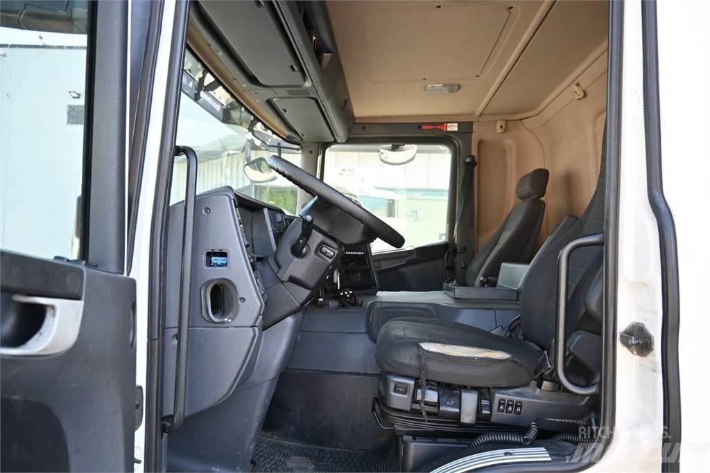 Scania P320 4x2 Skapbiler