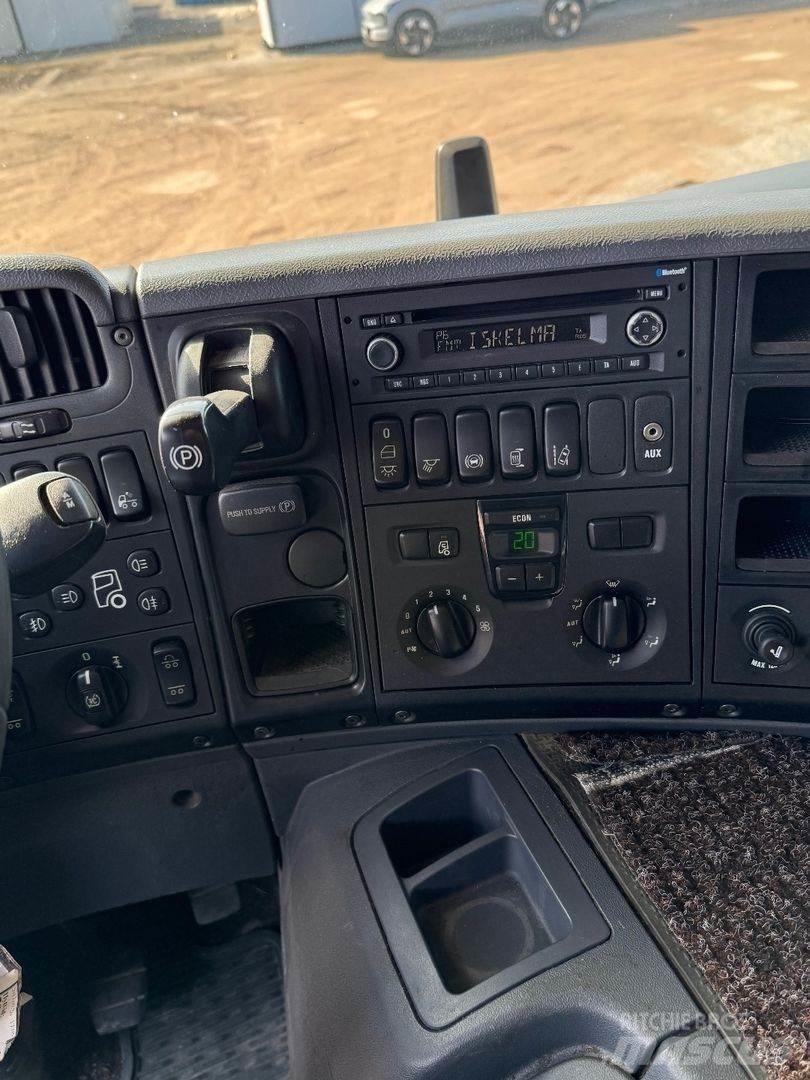 Scania P370 Kranbil