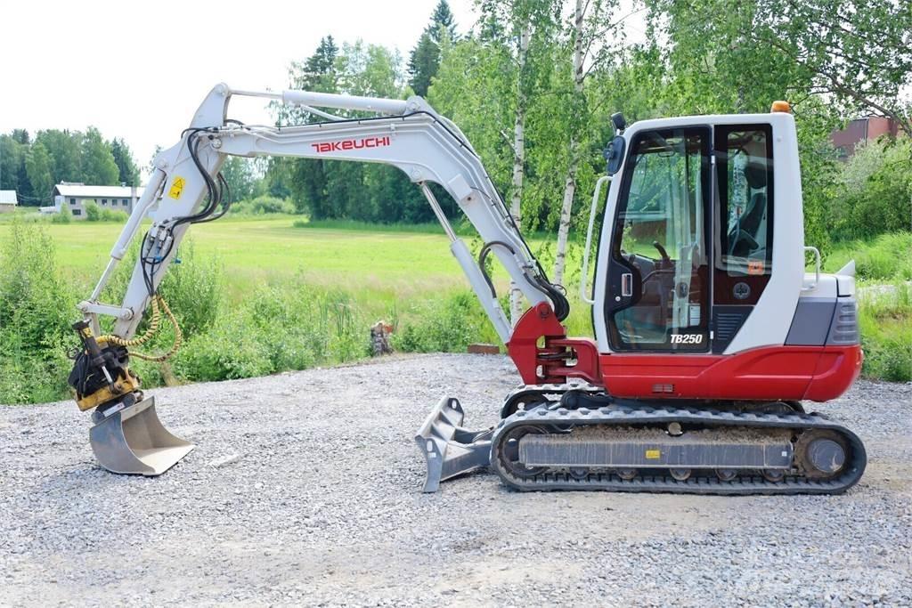 Takeuchi TB250 Minigravere <7t