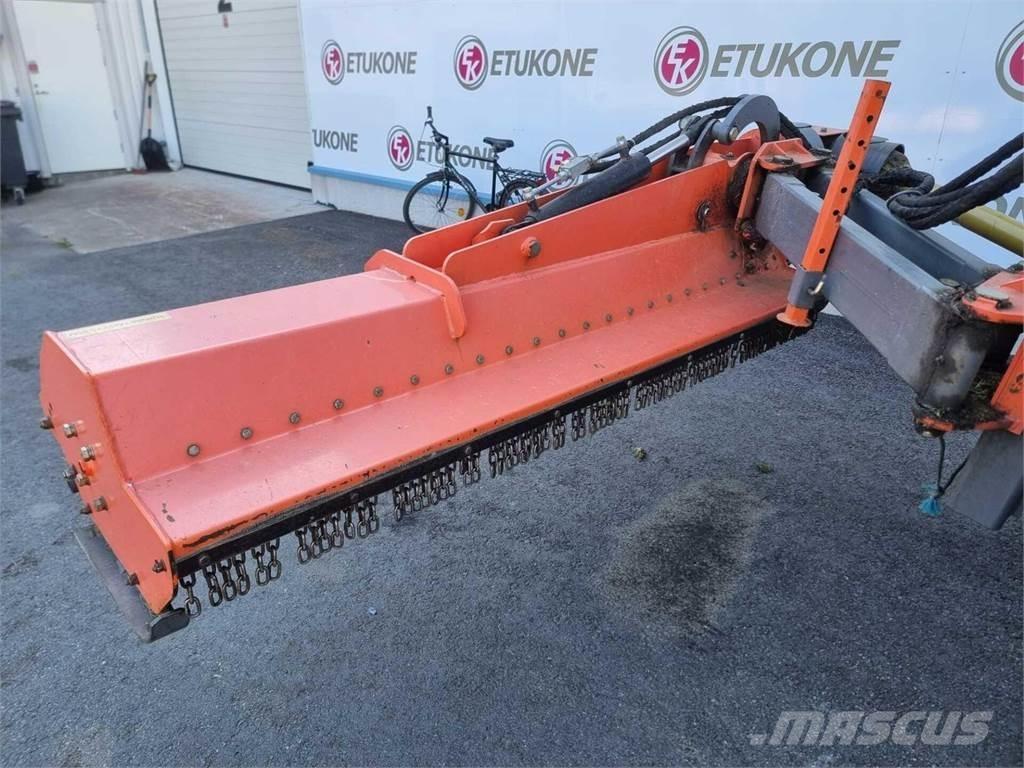Tarmo PM220 Slåmaskiner