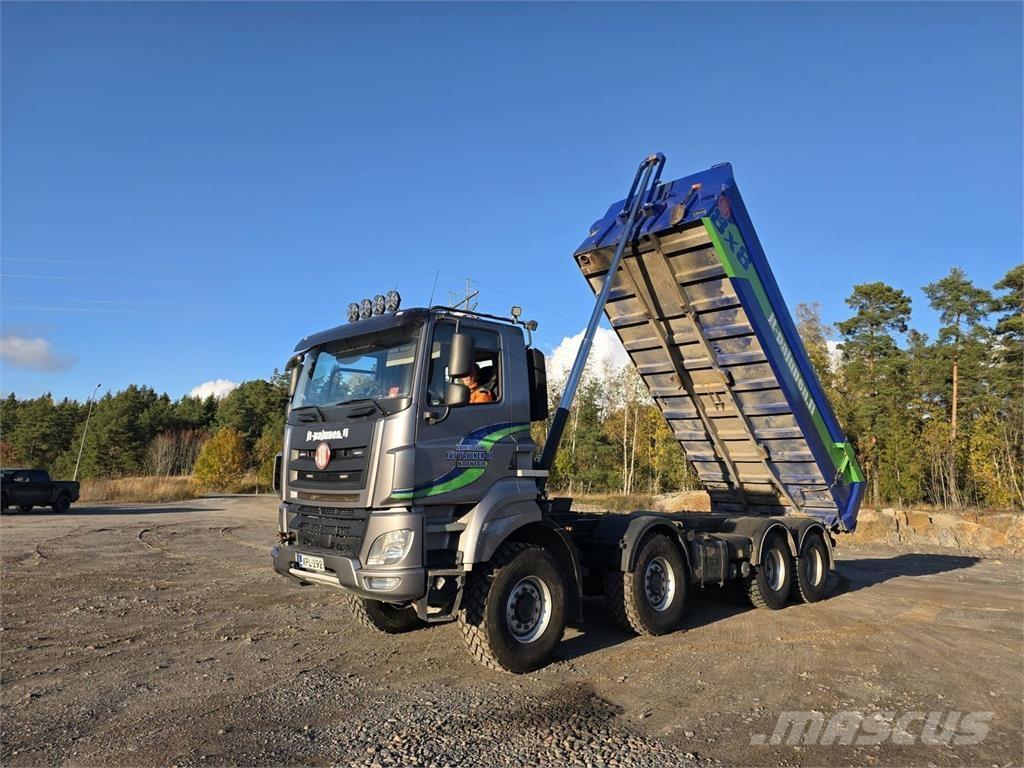 Tatra Phoenix Traktorer