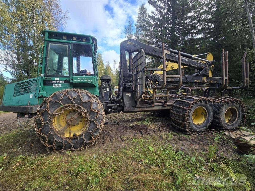 Timberjack 1010 Lassbærere
